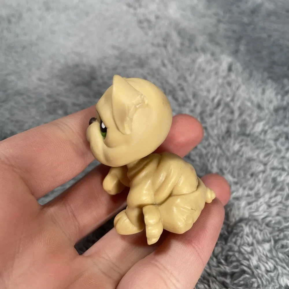 LPS Hasbro #107 Tan Bulldog Dog Green Eyes 2004 G1 Authentic Vintage Toy Figure